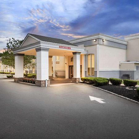 Quality Inn Edison-New Brunswick Zewnętrze zdjęcie