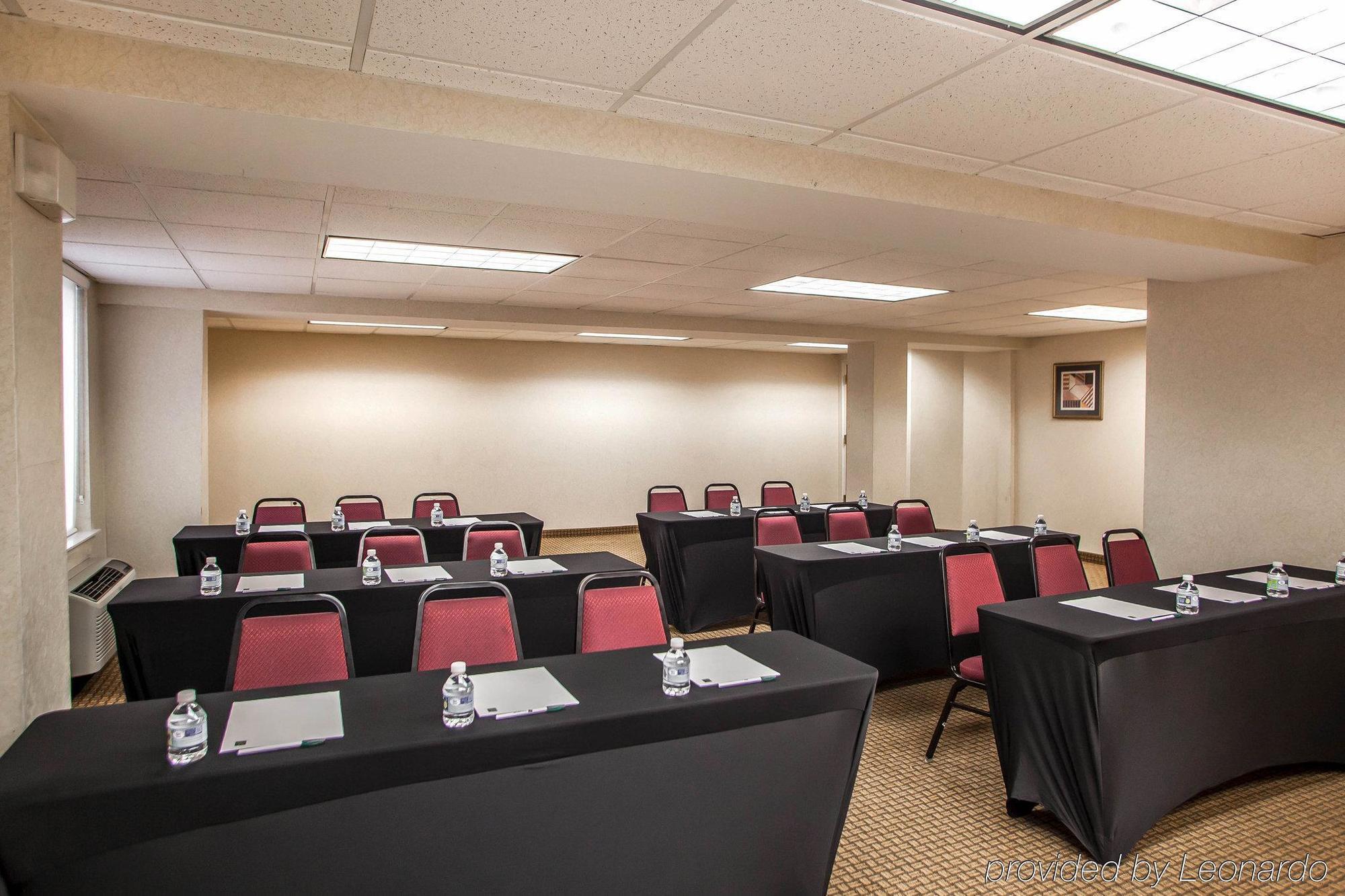 Quality Inn Edison-New Brunswick Zewnętrze zdjęcie